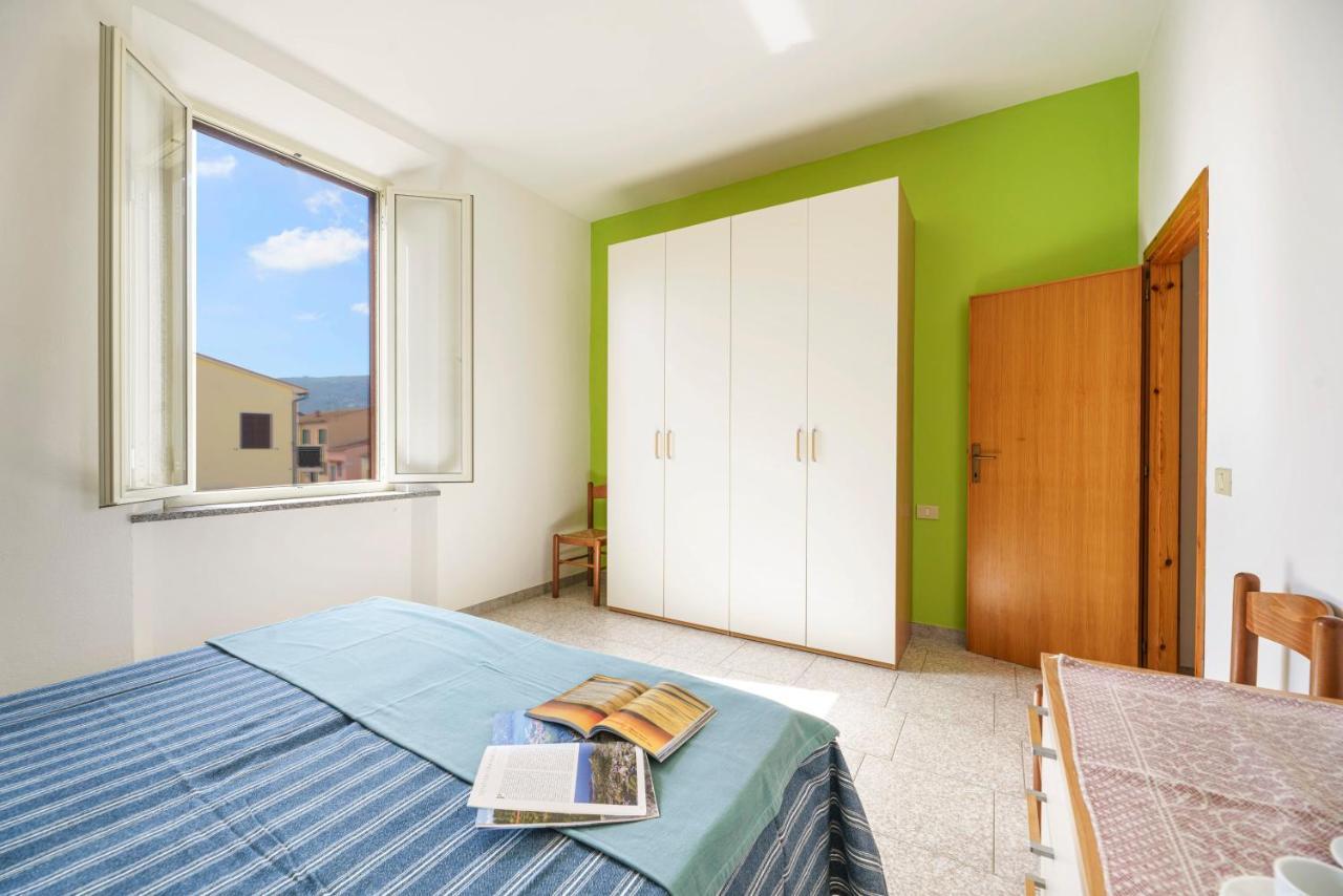Aethalia - A 300Mt Dal Mare Apartment Марина ди Кампо Екстериор снимка